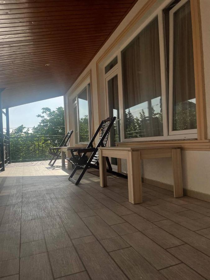 Guest House Nino มาคินจอรี ภายนอก รูปภาพ