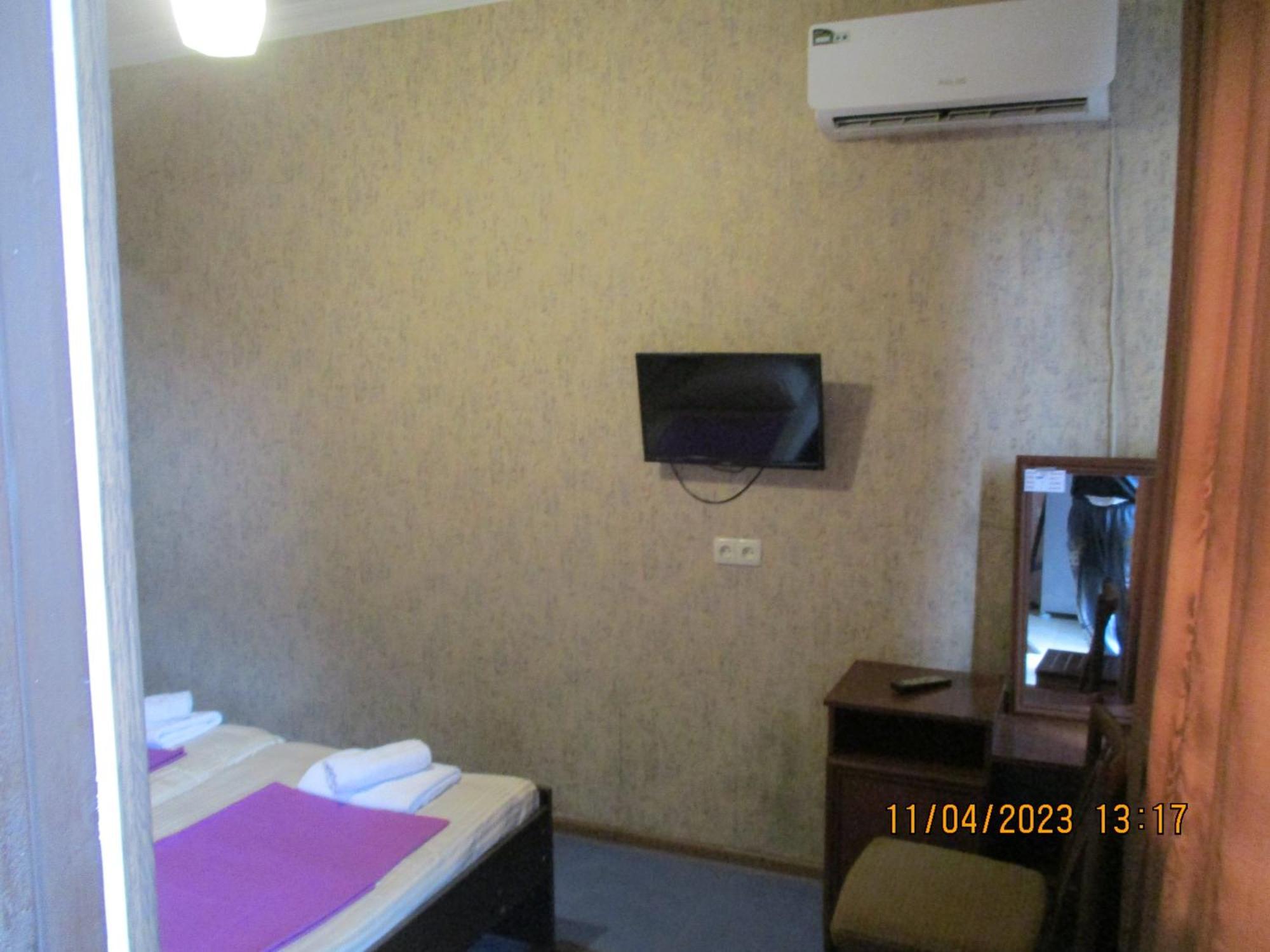 Guest House Nino มาคินจอรี ห้อง รูปภาพ
