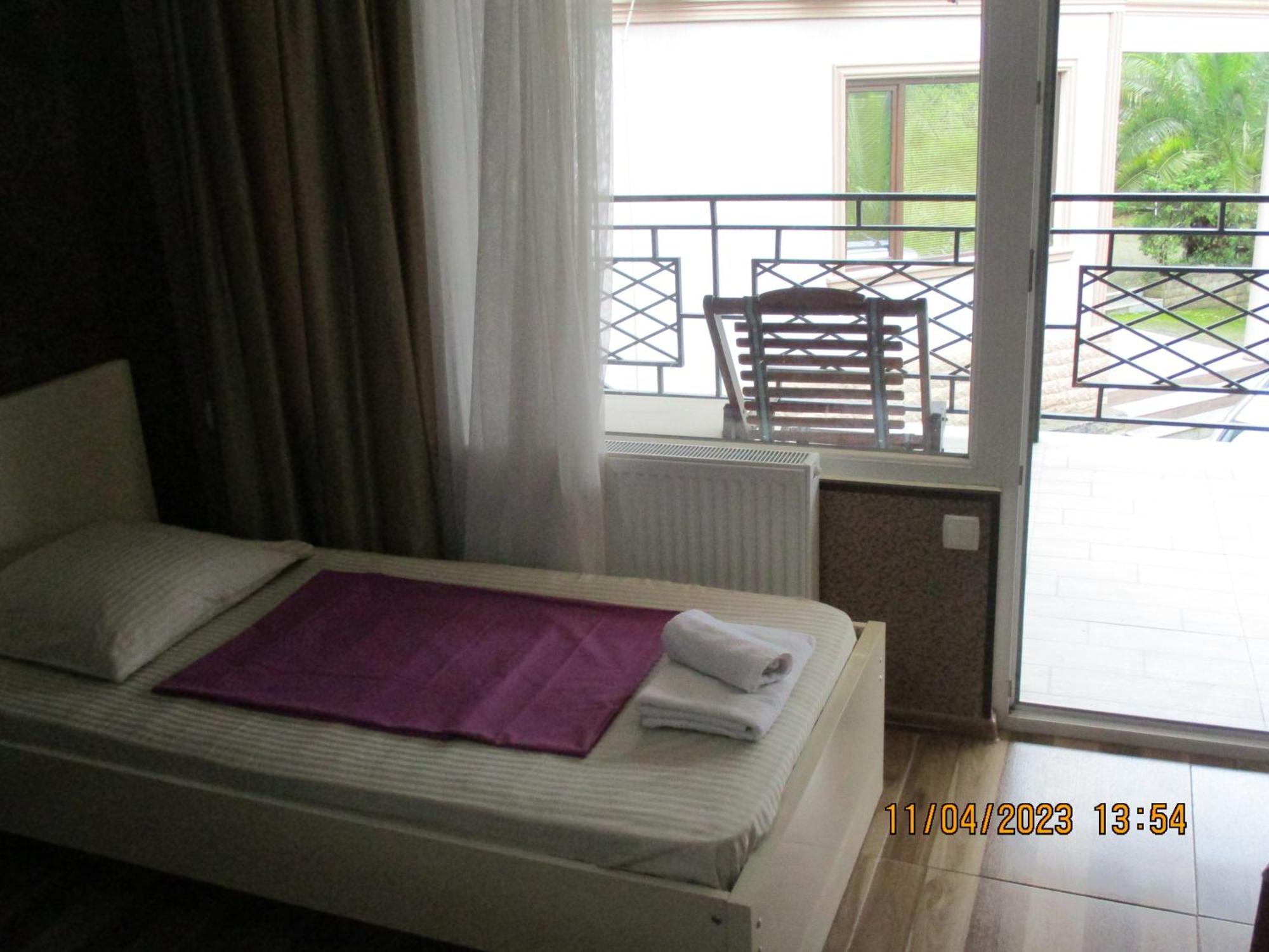 Guest House Nino มาคินจอรี ห้อง รูปภาพ